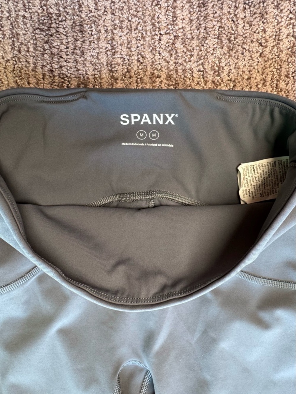 SPANX Booty Boost 7/8 Leggings High-Rise Women’s Size M Nightshade - Picture 4 of 11
